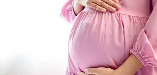 Jak ubierać się w ciąży – poradnik dla przyszłych mam