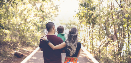 Rola rodziców w rodzinie: jak wpływa na rozwój dziecka i budowanie relacji