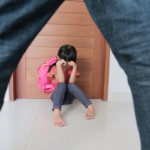 Jak radzić sobie z poczuciem winy dorosłych dzieci toksycznych rodziców?